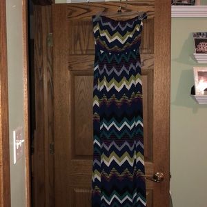 Small multicolored strapless maxi dress